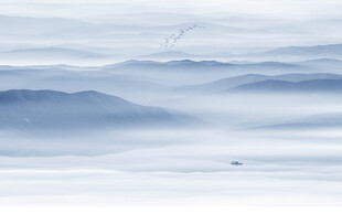 水墨山水畫帆船