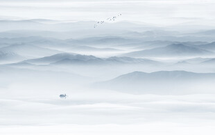 意境水墨山水画