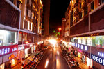 城市商业街道夜景
