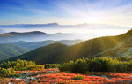 连绵起伏的高山