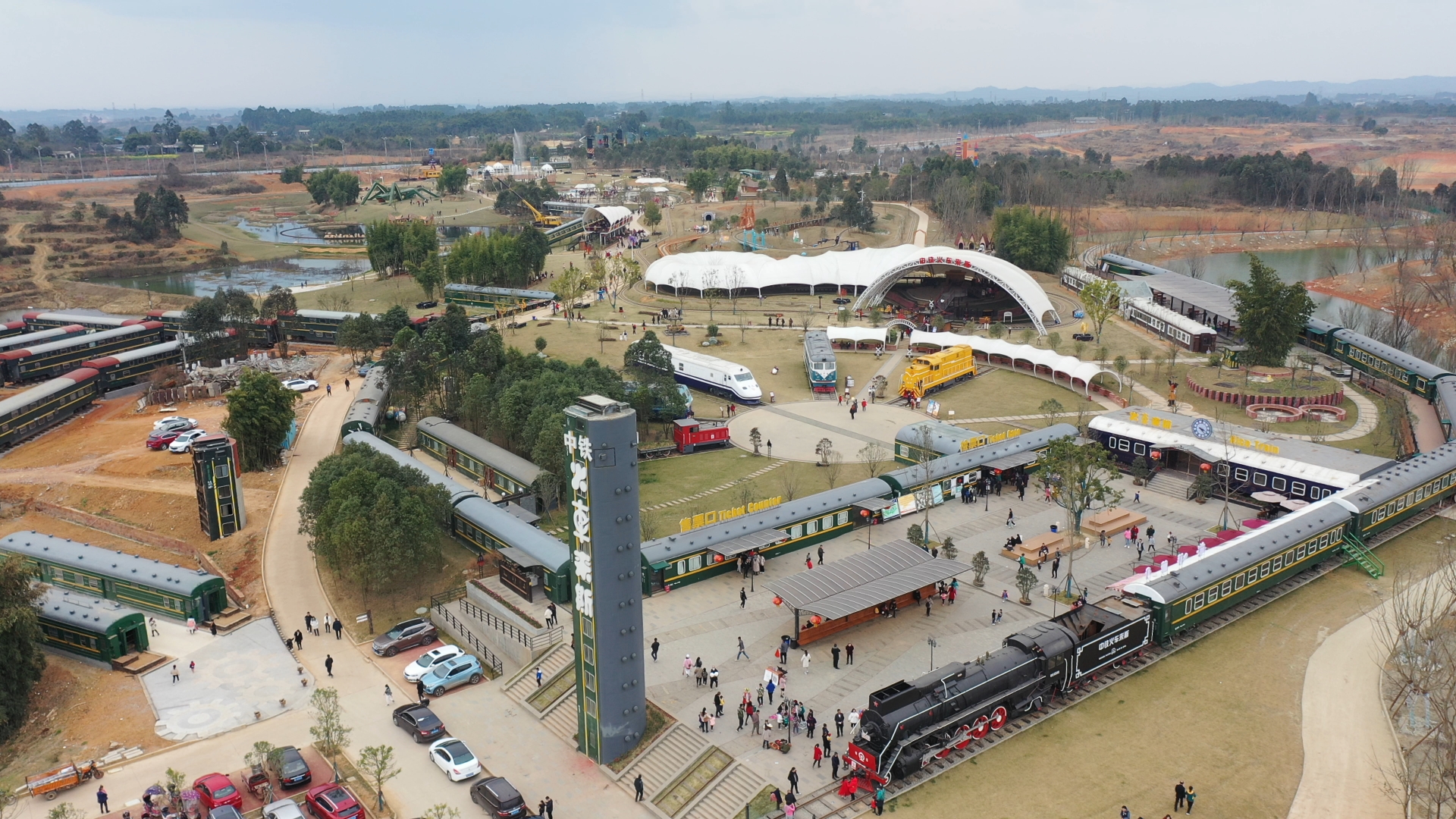 航拍仁寿火车来斯视频