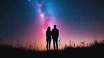 情侣共赏璀璨星空浪漫时刻
