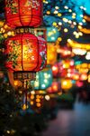 红灯笼点亮绚烂夜景