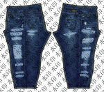 时尚破洞牛仔裤展示