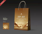 金色质感手提袋设计