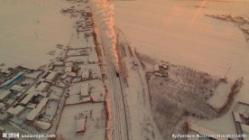 航拍北方雪后的蒸汽机车高清素材