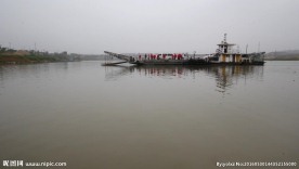 中铁铁建水上作业钢栈桥码头施工