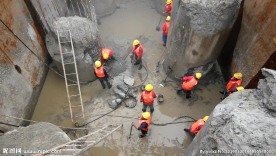 中铁劳务工群安员桩基土石方开挖