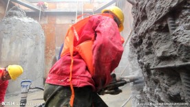 中铁劳务工群安员桩基土石方开挖