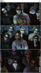 看3D电影惊喜的观众