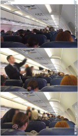 机舱内部乘客下飞机