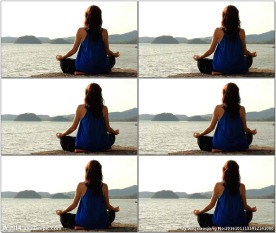 美女湖边瑜伽冥想