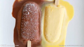 融化的冰淇淋时光倒流的瞬间