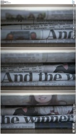 桌面上折叠的报纸