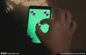 安卓手机缩小手势