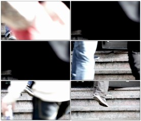 寝室或公寓门口人进出