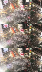 十字交通路口人群过马路