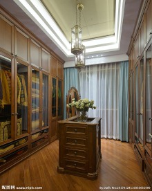 中式木质简约衣帽间