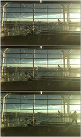 机场过道人来人往