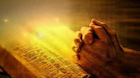 金色光芒闪耀翻书朗读教师节背景