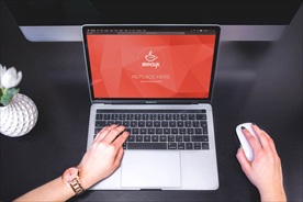 高档电脑显示器样机图片