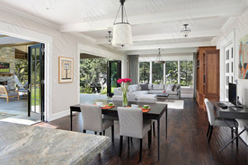 门窗 别墅 阳光房 沙发 桌子