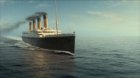 豪华游轮出海航行