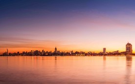 大型黄昏城市全景背景