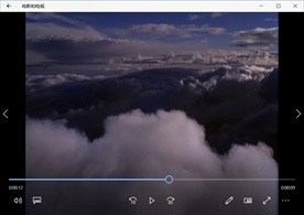 蓝天白云飞翔天空风景视频