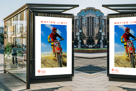 停车广告牌效果图