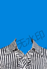 女生黑白条纹衬衫