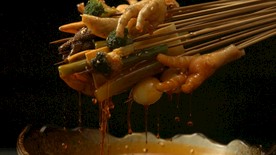 钵钵鸡高清实拍