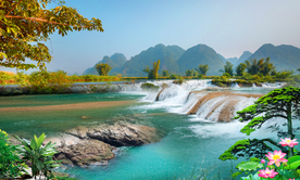 瀑布风景 写意山水图片