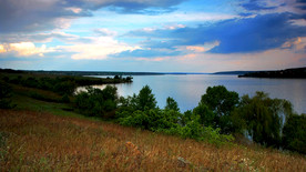 田野湖上空的云