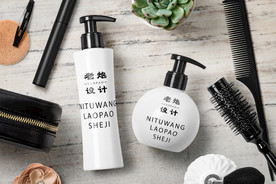 瓶子效果样机图