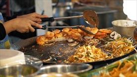 铁板烧小吃好吃街路边摊