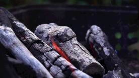 高清视频煤火和灰烬