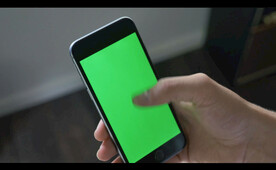 手机屏幕抠图滑动效果