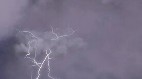 雷暴雷鸣般声音电闪视频素材