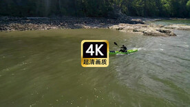 短视频素材森林河流上皮划艇选手