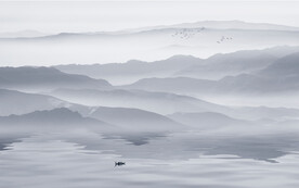 新中式水墨山水画