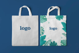 模型帆布袋logo设计样机 