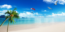 蓝天白云沙滩大海