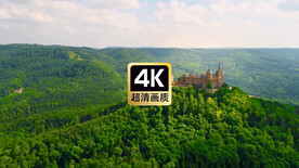 山顶上金色的古城堡