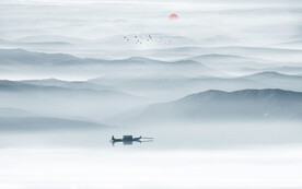 禅意水墨山水画