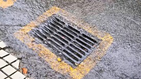 地面下雨自然实拍1080高清