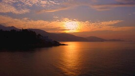 深圳市大鹏新区沙渔涌清晨日出