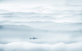 新中式水墨山水画图