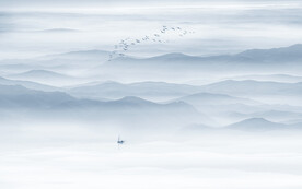 意境山水水墨画