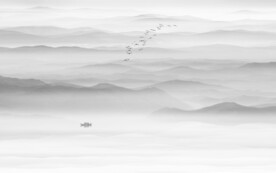 山水水墨画风景图